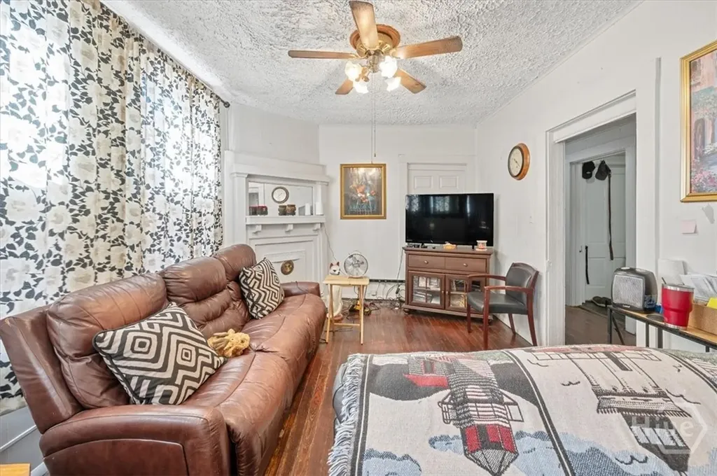 420 W 42nd Street Savannah GA 31401