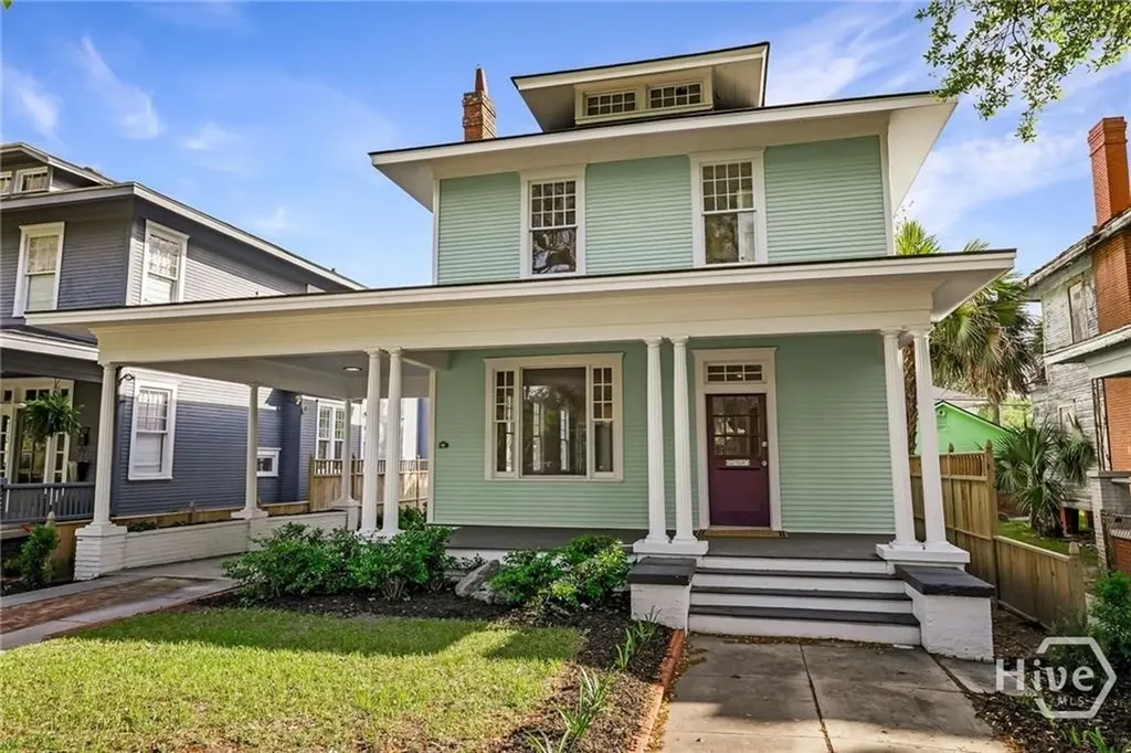 627 W 37th Street Savannah GA 31401