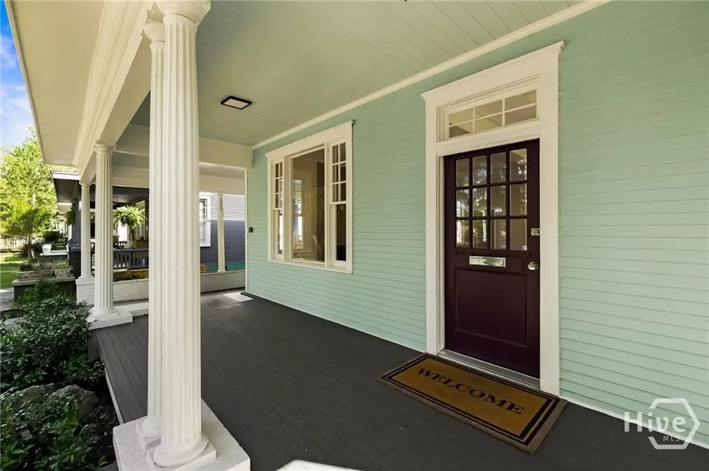 627 W 37th Street Savannah GA 31401