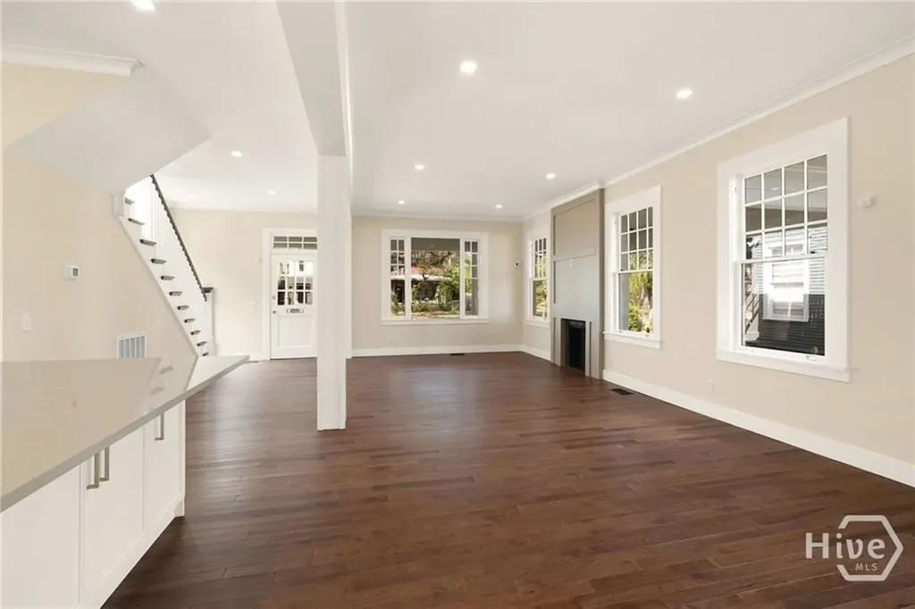 627 W 37th Street Savannah GA 31401