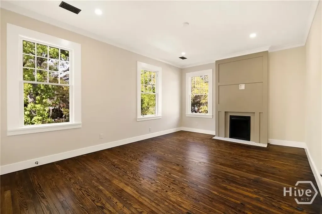 627 W 37th Street Savannah GA 31401