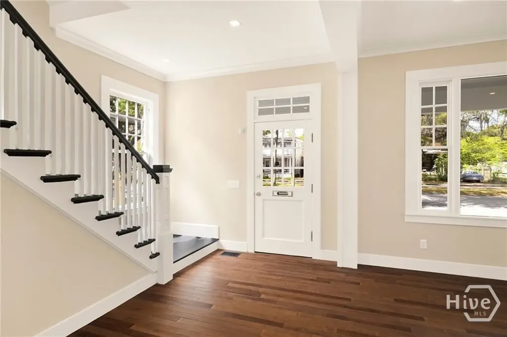 627 W 37th Street Savannah GA 31401