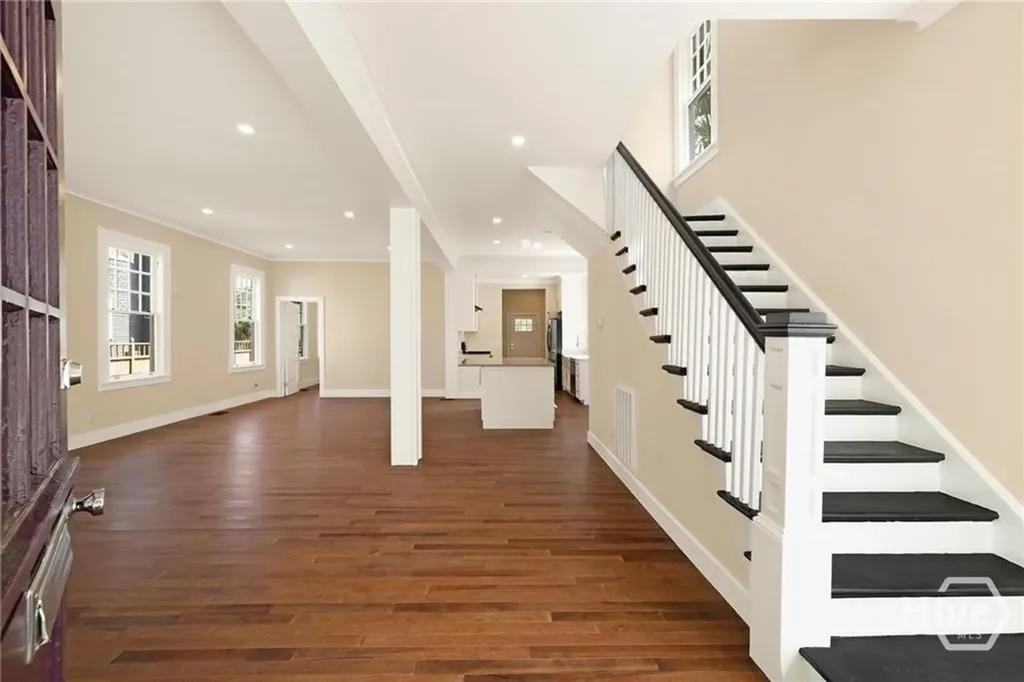627 W 37th Street Savannah GA 31401