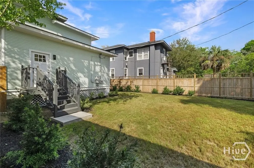 627 W 37th Street Savannah GA 31401
