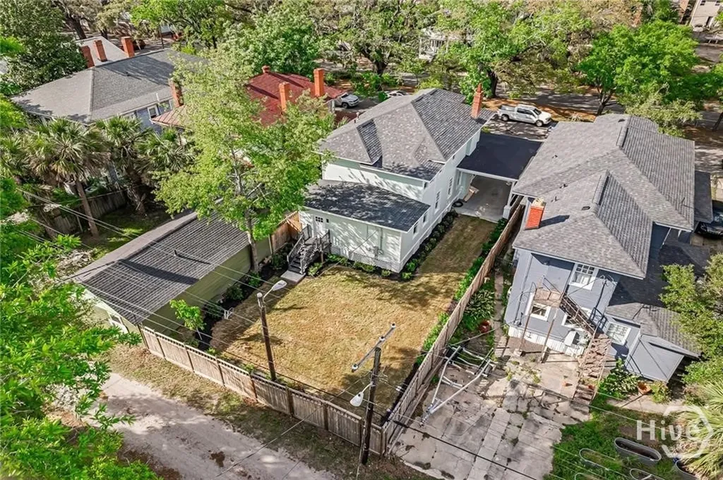 627 W 37th Street Savannah GA 31401