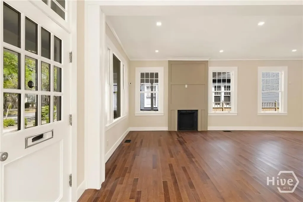 627 W 37th Street Savannah GA 31401