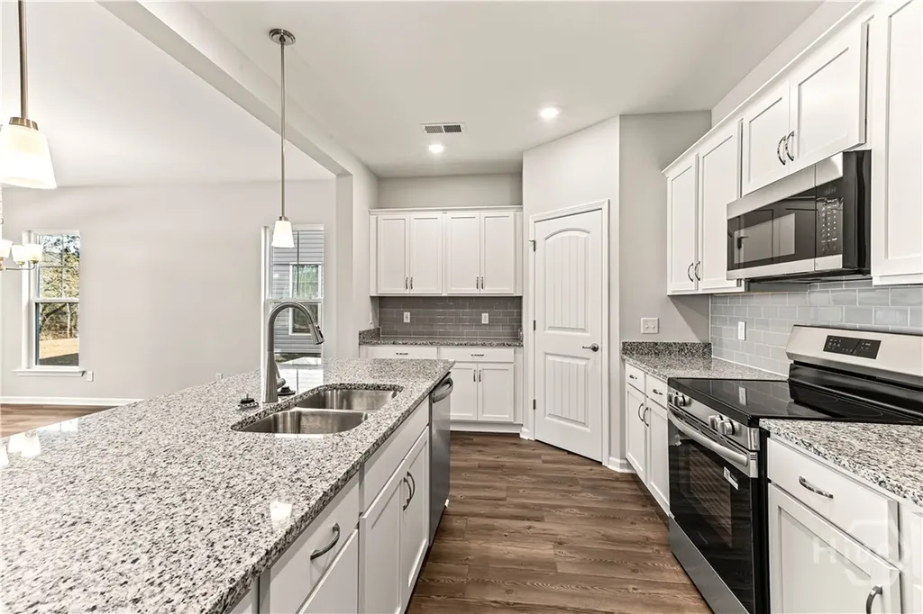 198 Brookline Drive Savannah GA 31407