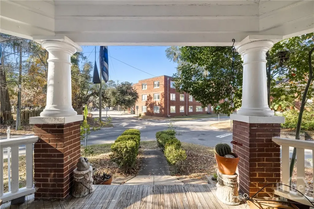 1812 E Gwinnett Street Savannah GA 31404