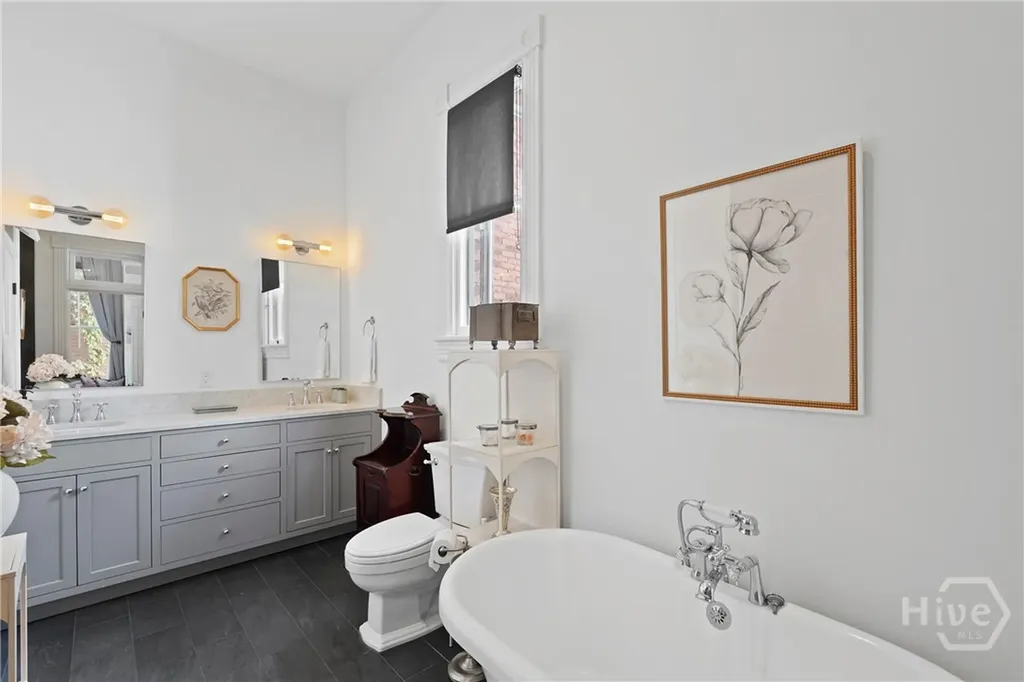 415 Whitaker Street Savannah GA 31401
