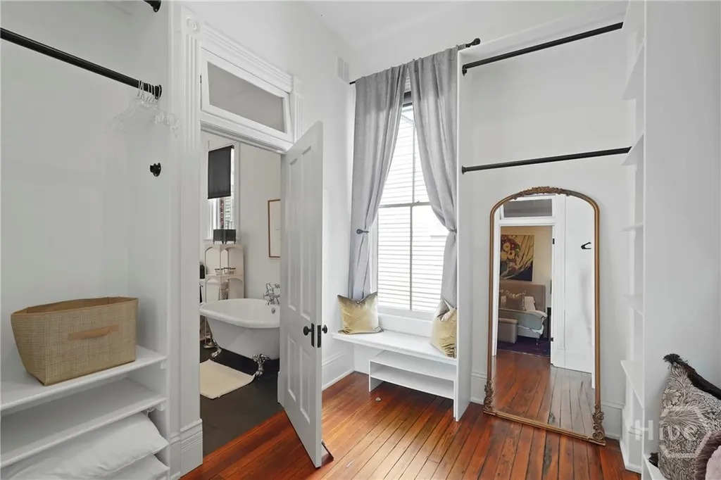 415 Whitaker Street Savannah GA 31401