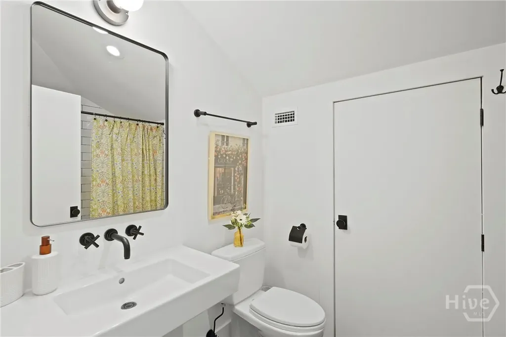 415 Whitaker Street Savannah GA 31401
