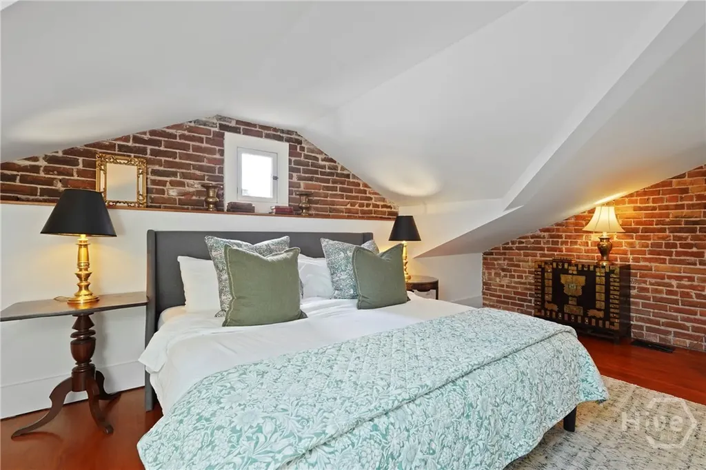 415 Whitaker Street Savannah GA 31401