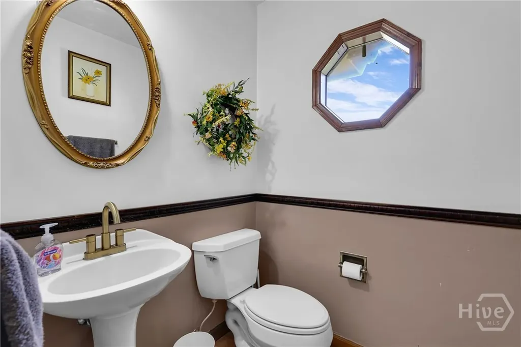 1099 Old Olive Branch Road Ellabell GA 31308