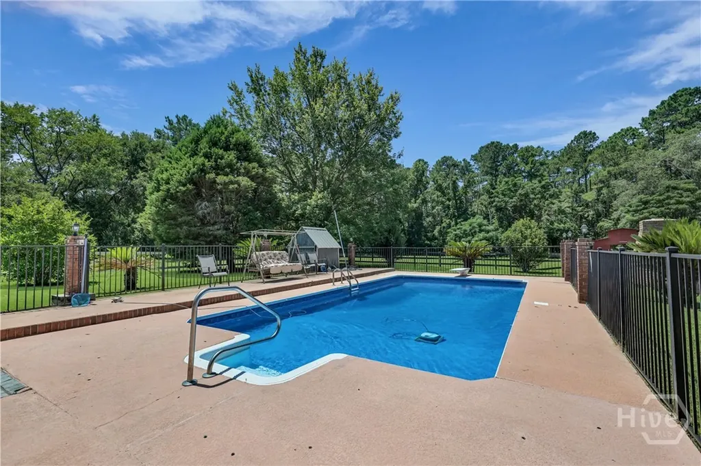 1099 Old Olive Branch Road Ellabell GA 31308