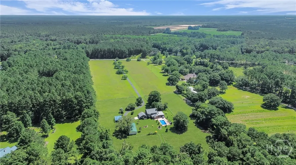 1099 Old Olive Branch Road Ellabell GA 31308