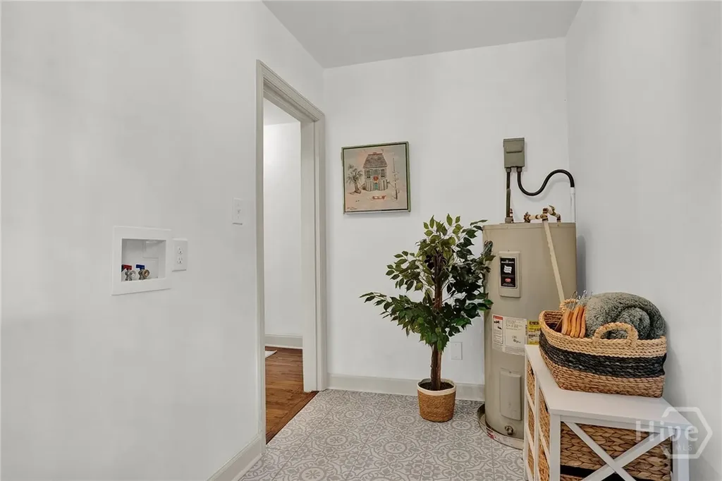 616 Virginia Avenue Savannah GA 31404