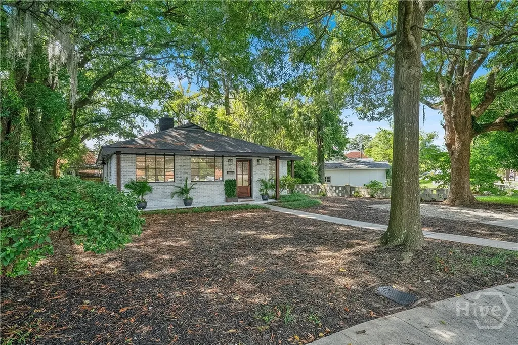 616 Virginia Avenue Savannah GA 31404
