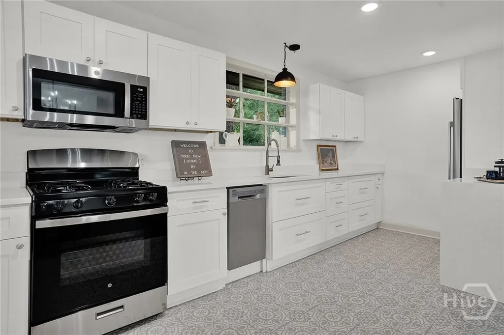 616 Virginia Avenue Savannah GA 31404