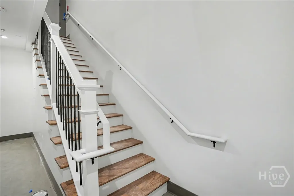 2517 Bull Street Savannah GA 31401