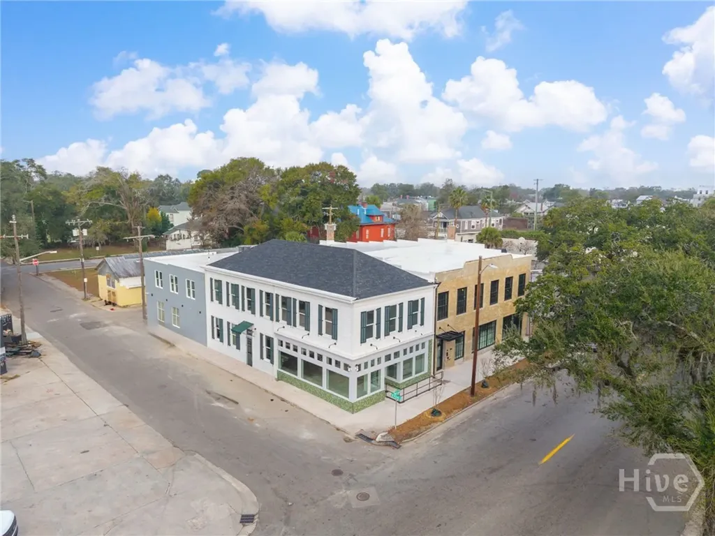 2517 Bull Street Savannah GA 31401
