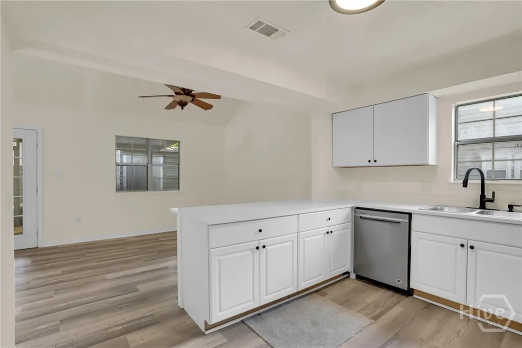 511 Pointe North Drive Savannah GA 31410