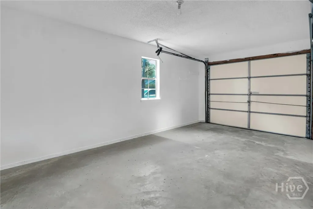 511 Pointe North Drive Savannah GA 31410