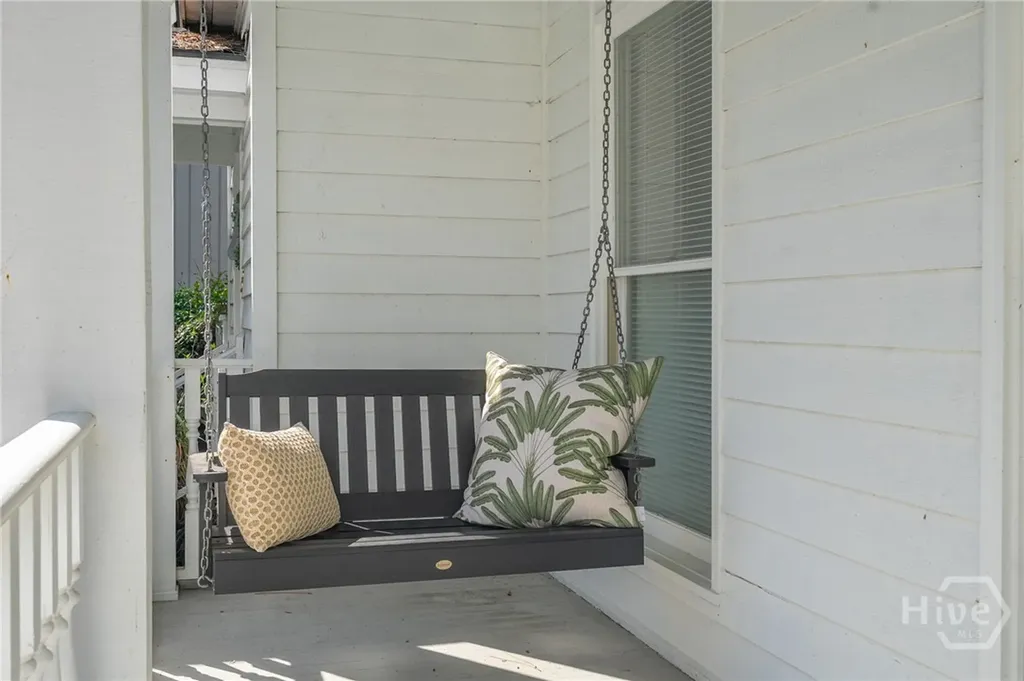 8 Windlass Court Savannah GA 31411