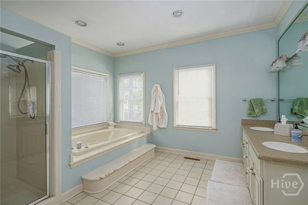 8 Windlass Court Savannah GA 31411