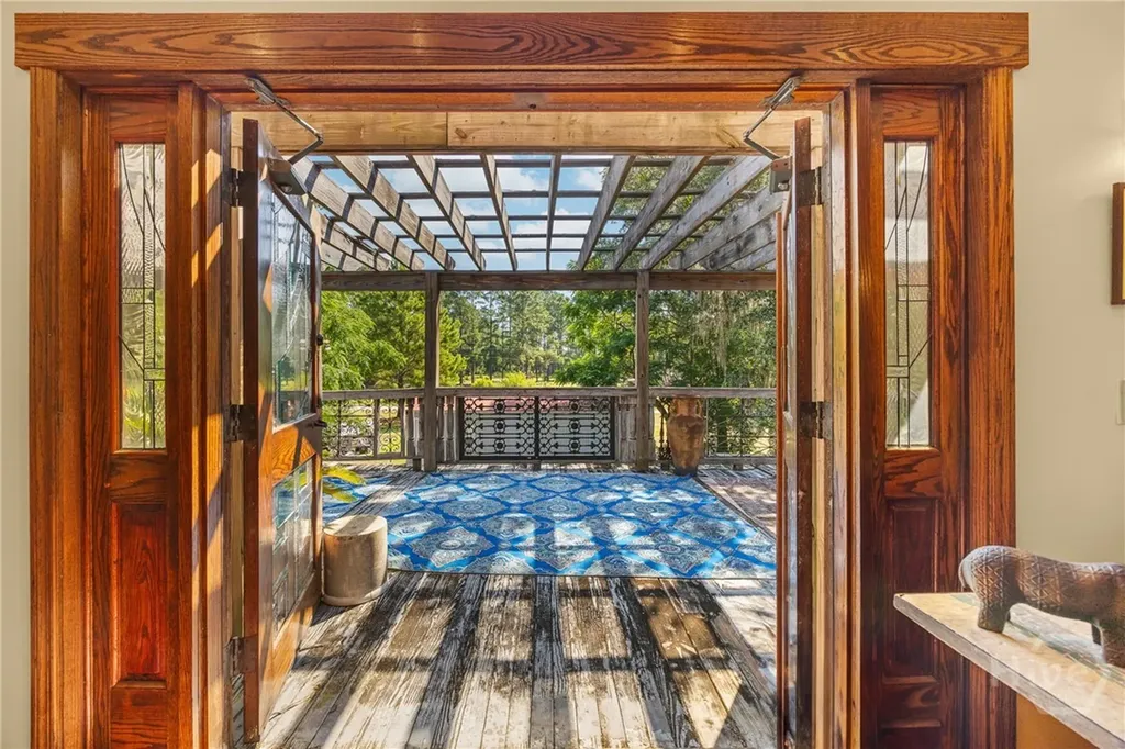 438 Kessler Loop Guyton GA 31312