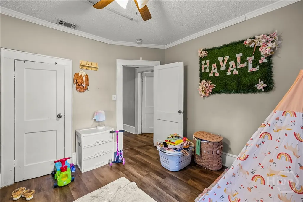 2505 Harden Street Savannah GA 31415