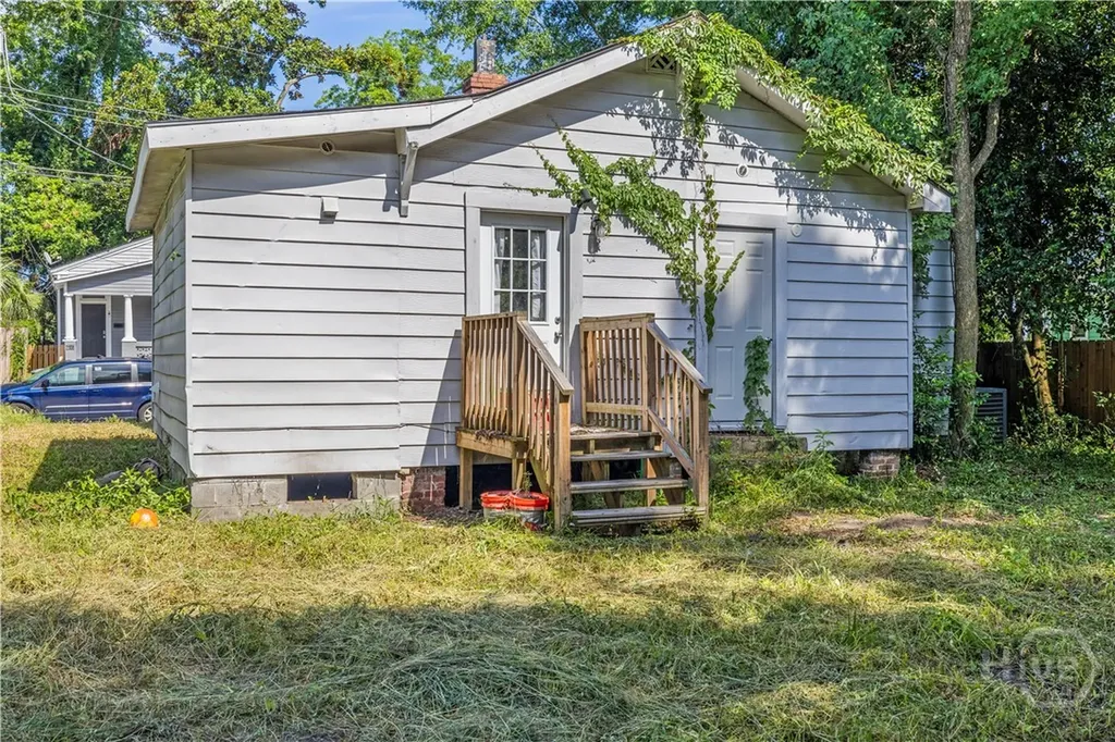 2505 Harden Street Savannah GA 31415