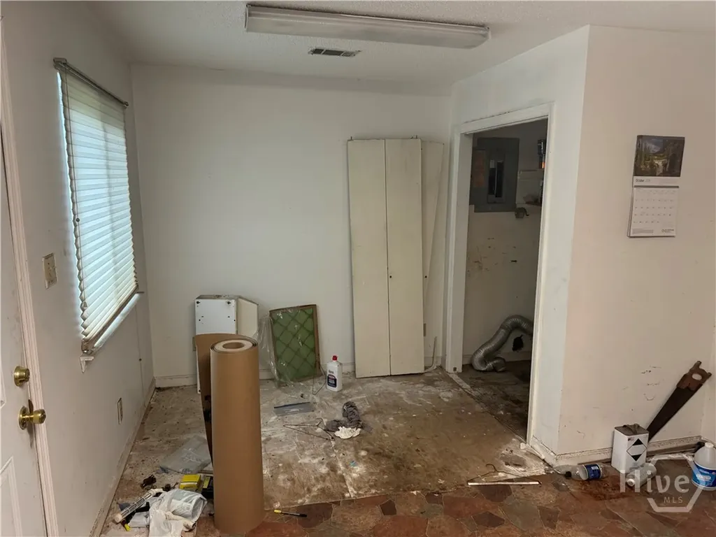 809 W 44th Savannah GA 31405