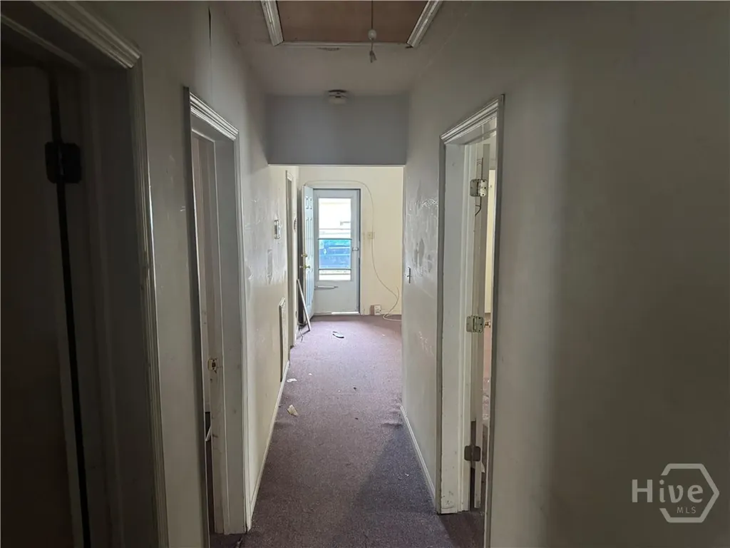 809 W 44th Savannah GA 31405