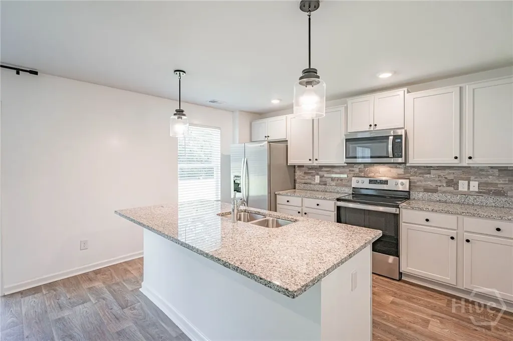 15 Daffodil Drive Bloomingdale GA 31302