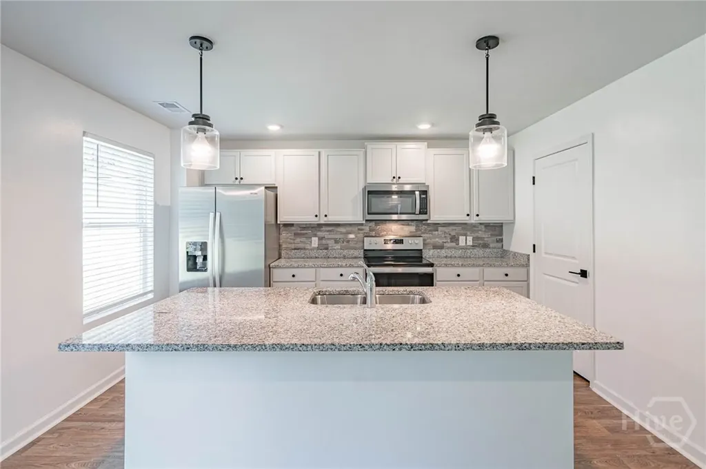 15 Daffodil Drive Bloomingdale GA 31302