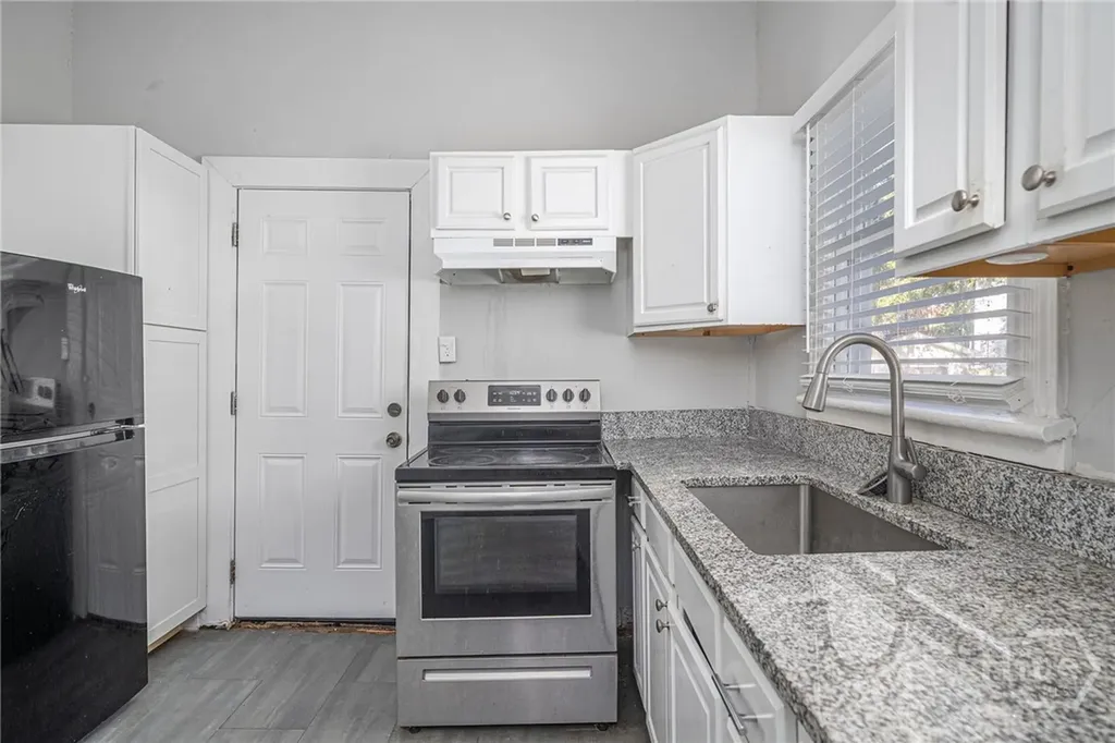 302 E 35th Street Savannah GA 31401