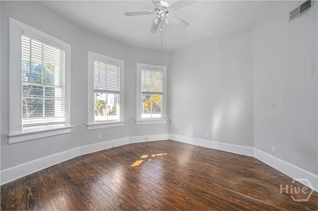 302 E 35th Street Savannah GA 31401