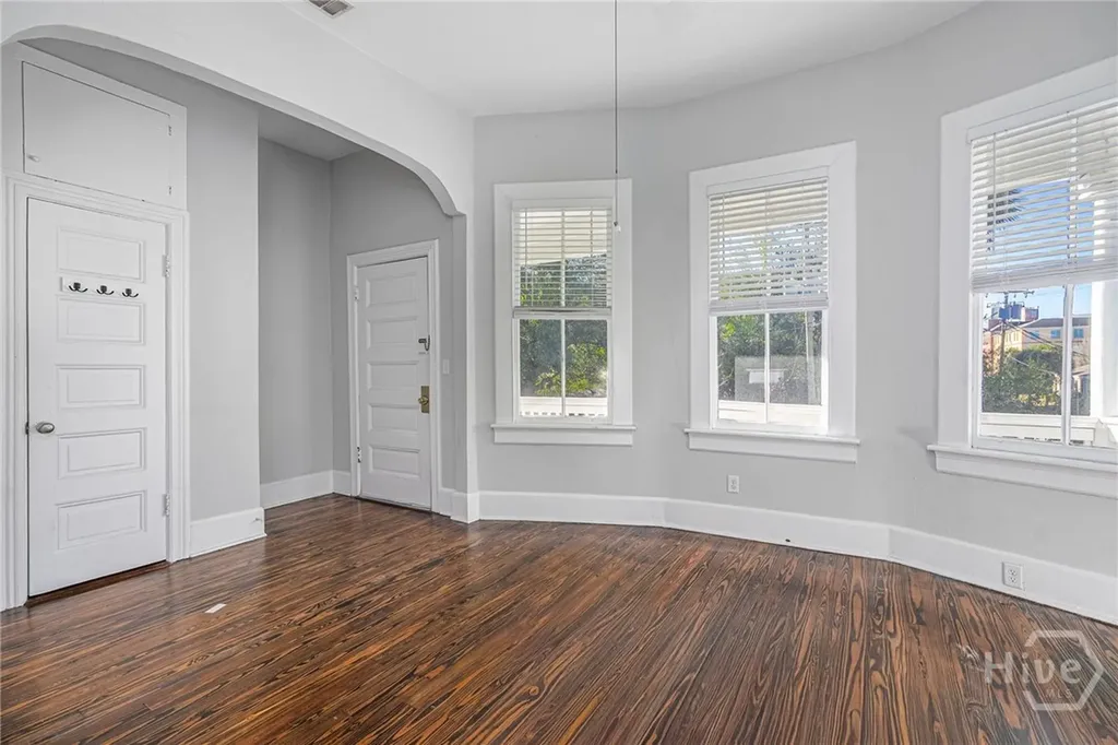 302 E 35th Street Savannah GA 31401