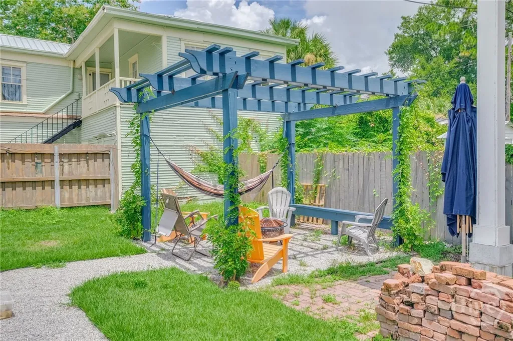 302 E 35th Street Savannah GA 31401