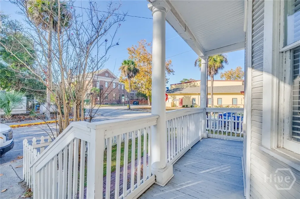 302 E 35th Street Savannah GA 31401