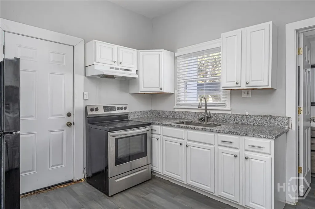 302 E 35th Street Savannah GA 31401