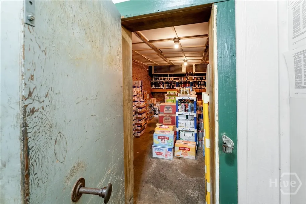 512 S Us Highway 301 Jesup GA 31546