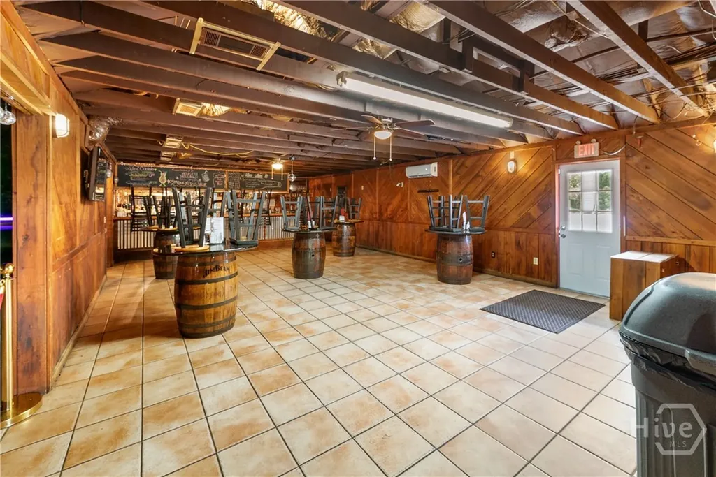 512 S Us Highway 301 Jesup GA 31546