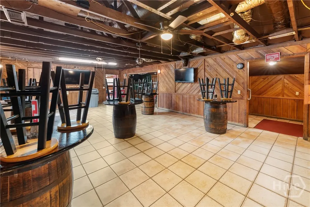 512 S Us Highway 301 Jesup GA 31546