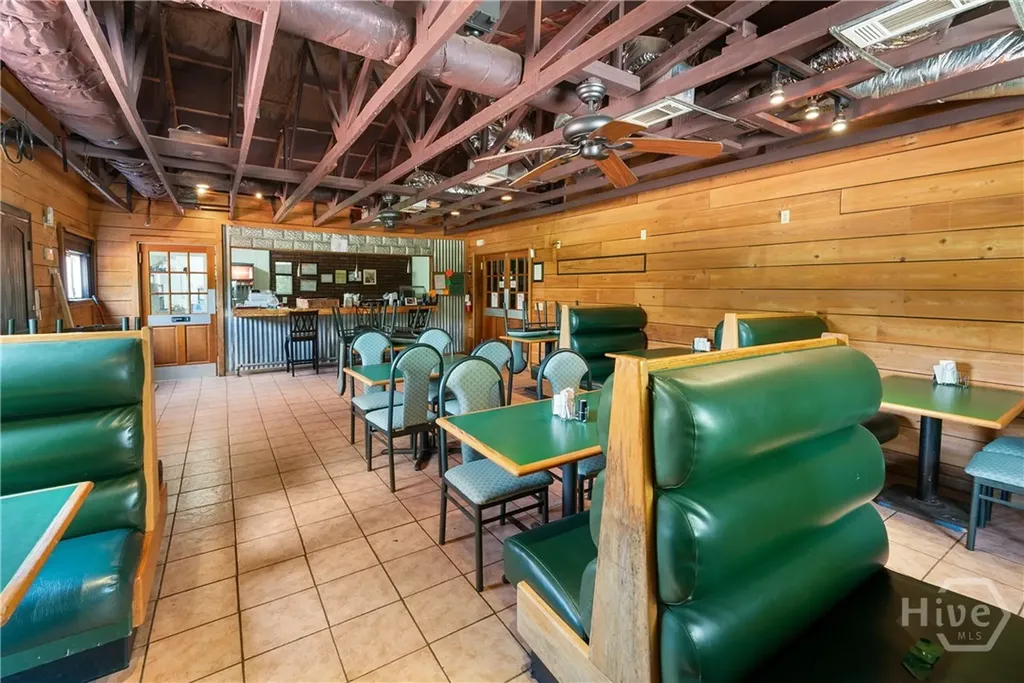 512 S Us Highway 301 Jesup GA 31546