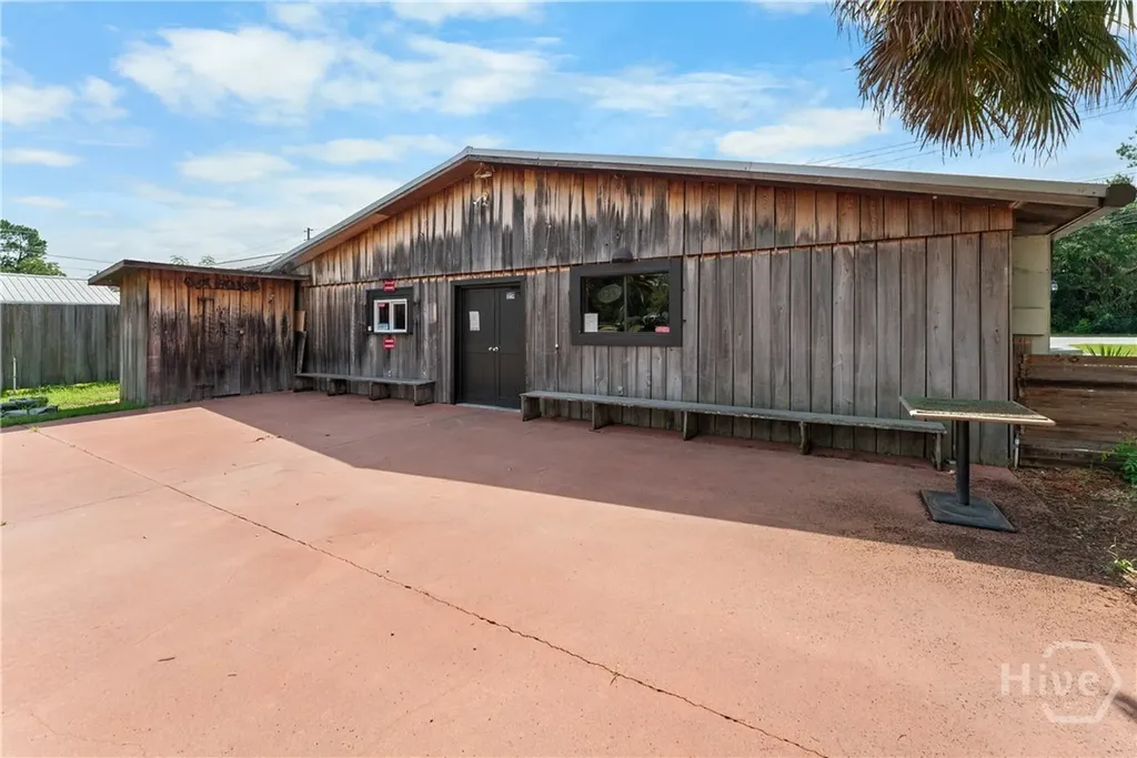 512 S Us Highway 301 Jesup GA 31546