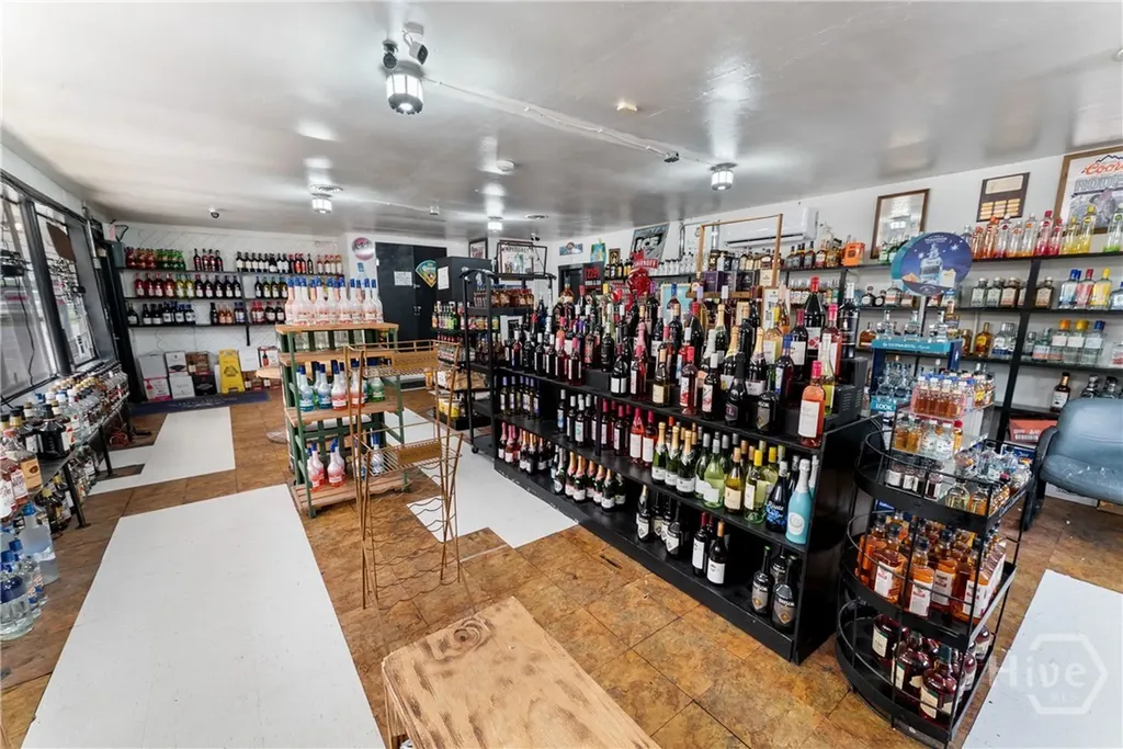 512 S Us Highway 301 Jesup GA 31546