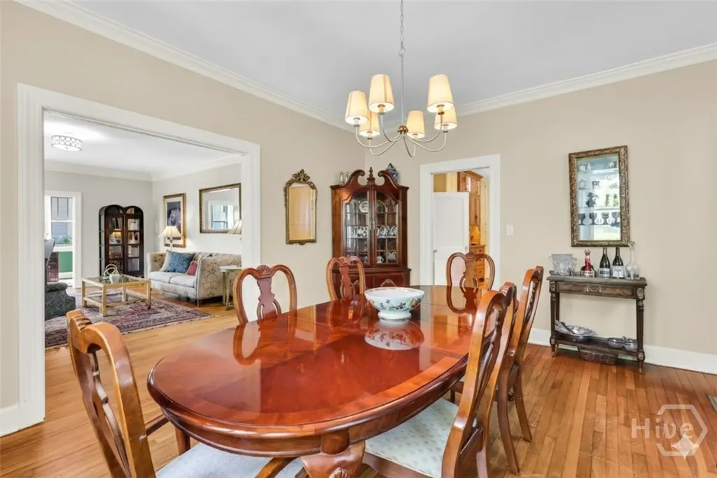 201 E 53rd Street Savannah GA 31405