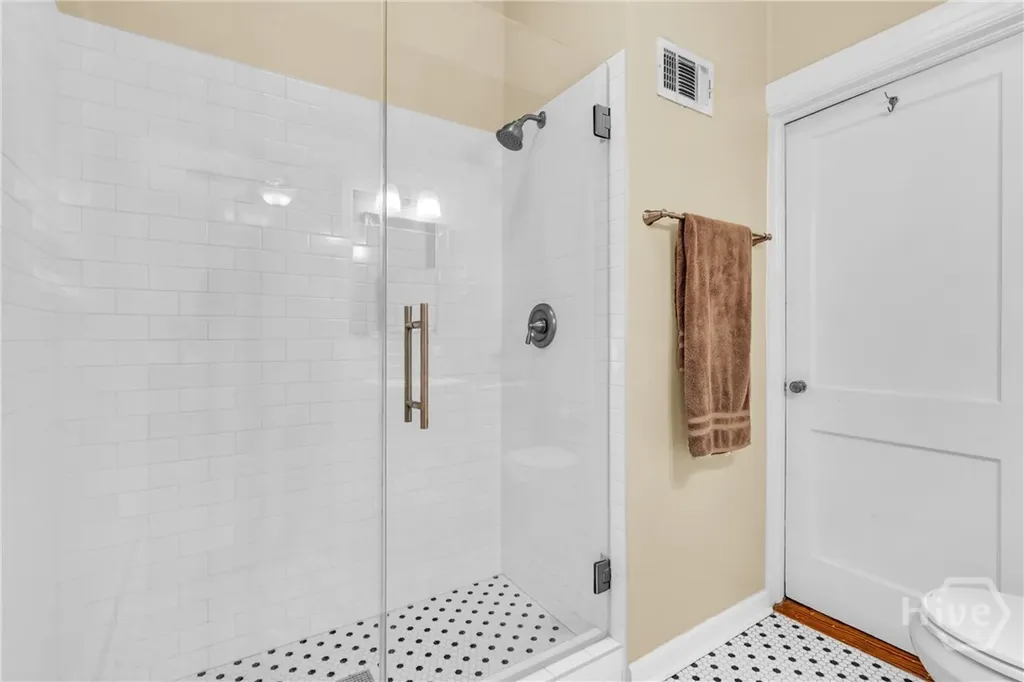 201 E 53rd Street Savannah GA 31405