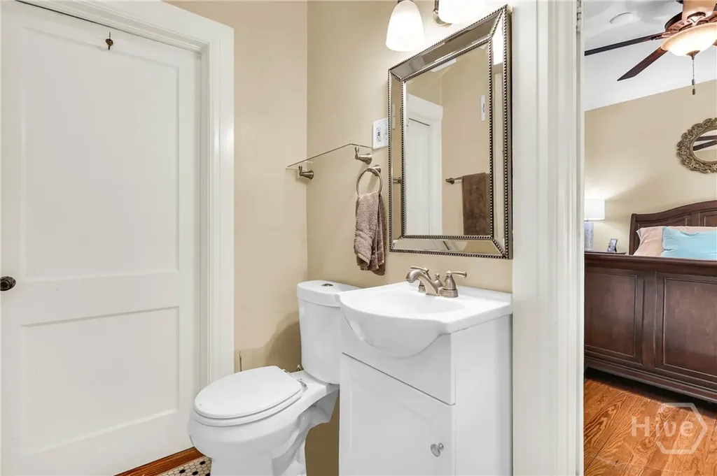 201 E 53rd Street Savannah GA 31405